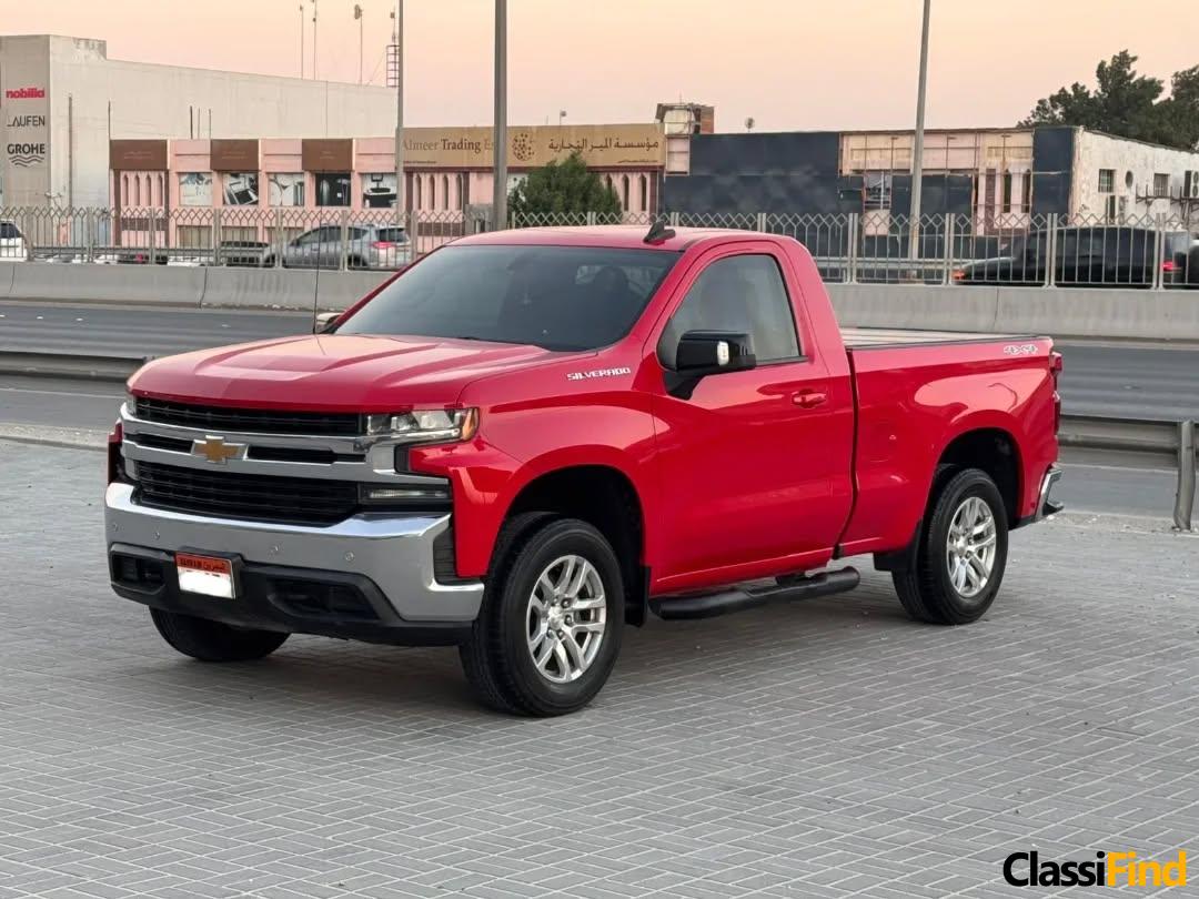 Chevrolet Silverado LT 2019 (Red)