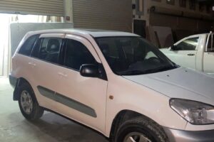 2004 RAV4 for sale, white