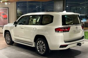 For sale : LAND CRUISER GXR