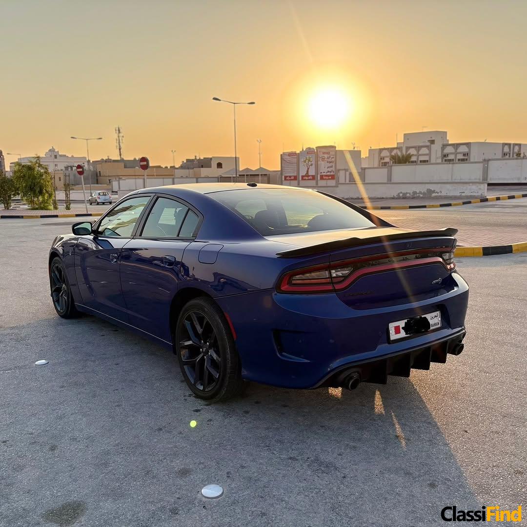 Dodge charger 2020 V6