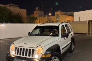 للبيع جيب شيروكي 2007