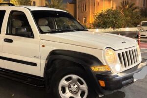 للبيع جيب شيروكي 2007