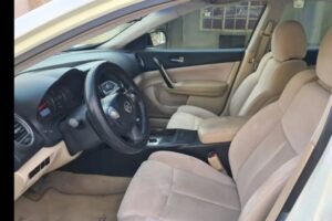 For sale: Nissan Maxima 2013