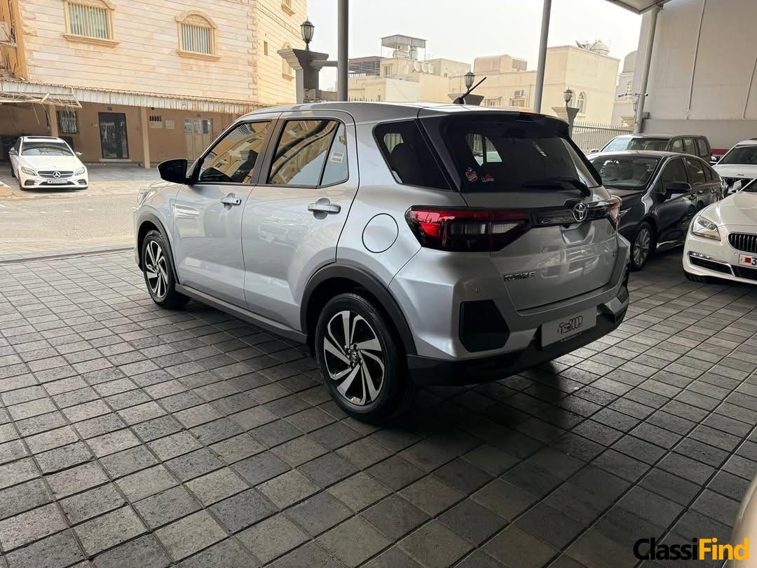 Toyota Raize Model : 2024