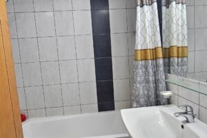 For rent an apartment in Amwaj, excellent location