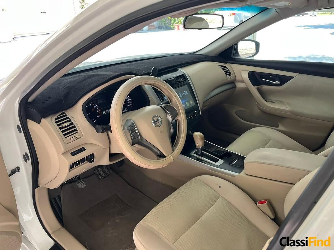 For sale: Nissan Altima