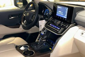 For sale : LAND CRUISER GXR