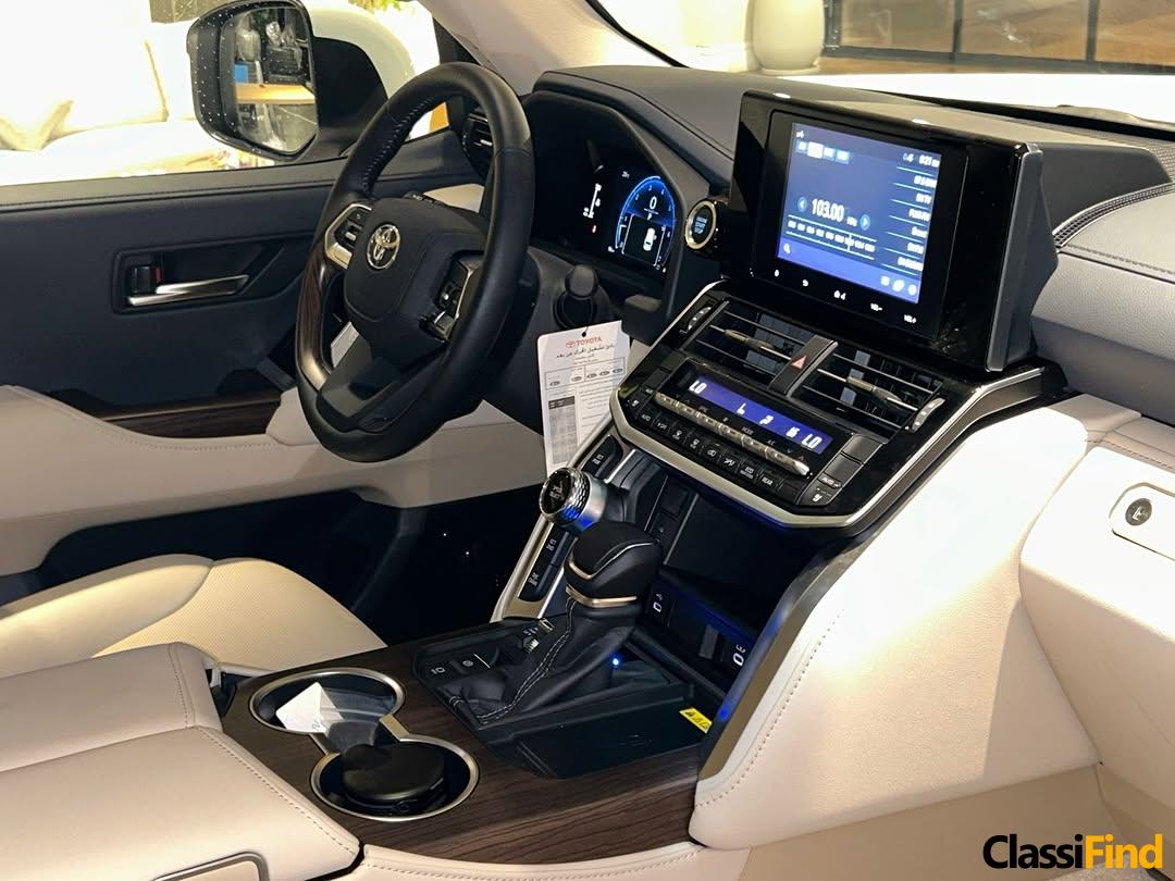 For sale : LAND CRUISER GXR