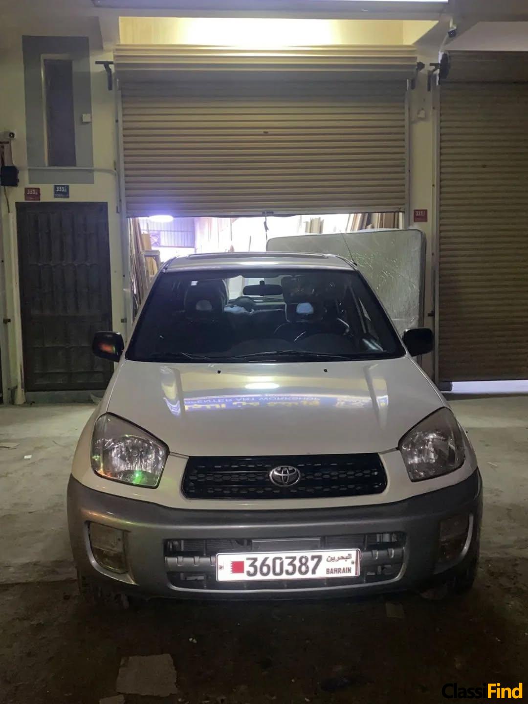 2004 RAV4 for sale, white