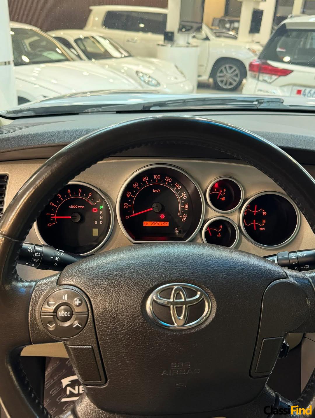 سيكويا SR5 للبيع