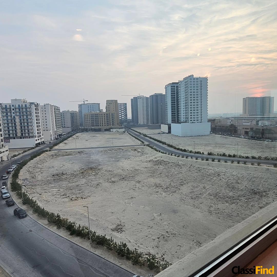 For rent an apartment in Amwaj, excellent location