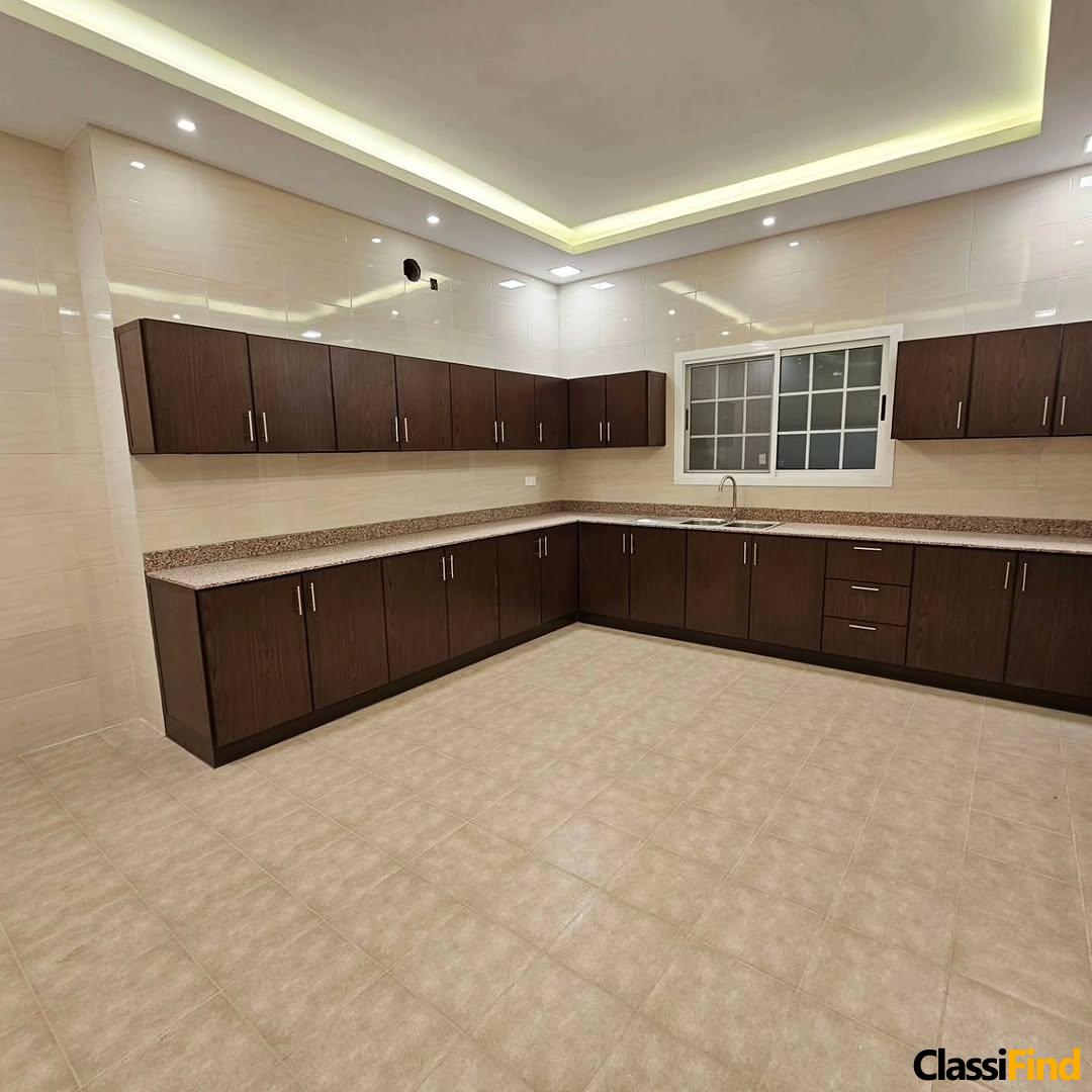 For rent, a new luxury villa, the first residence of Deluxe modern