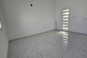 A new, big, luxurious studio, the first resident in Hajayat, rent