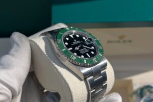 Starbucks SUBMARINER Date Year : 2024 Reference M126610LV