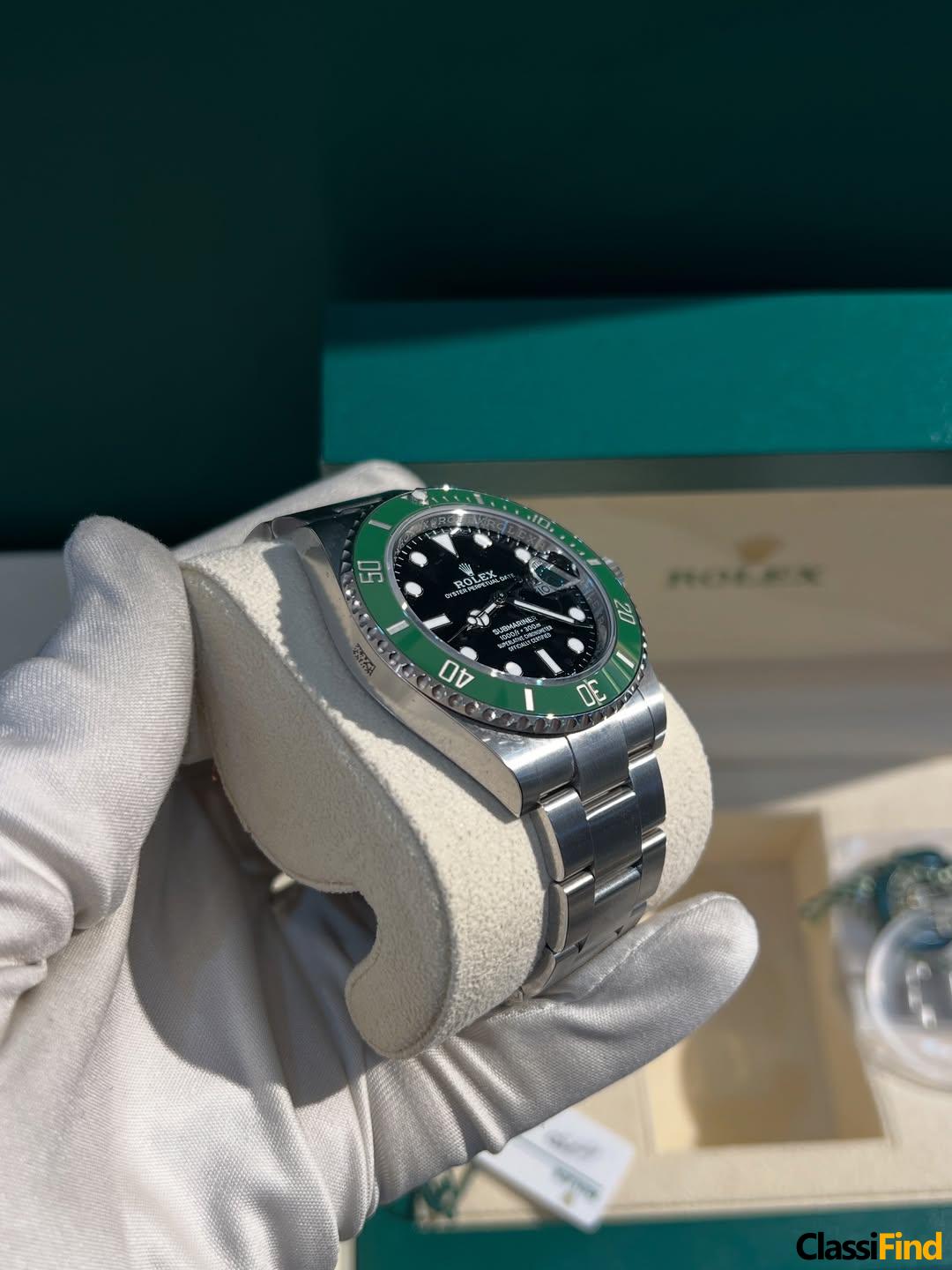 Starbucks SUBMARINER Date Year : 2024 Reference M126610LV