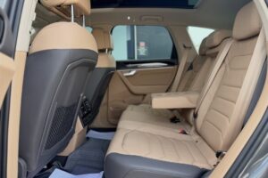 2021 Volkswagen Touareg V6