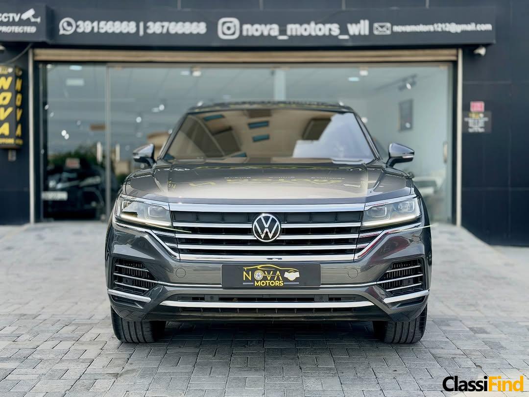 2021 Volkswagen Touareg V6