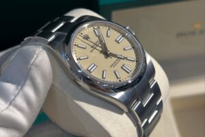 Oyster Perpetual Steel Reference 134300
