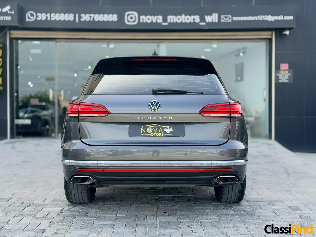 2021 Volkswagen Touareg V6