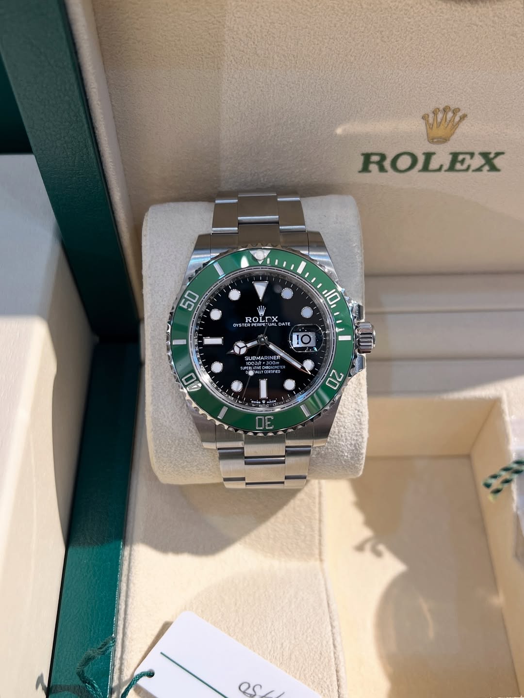 Starbucks SUBMARINER Date Year : 2024 Reference M126610LV