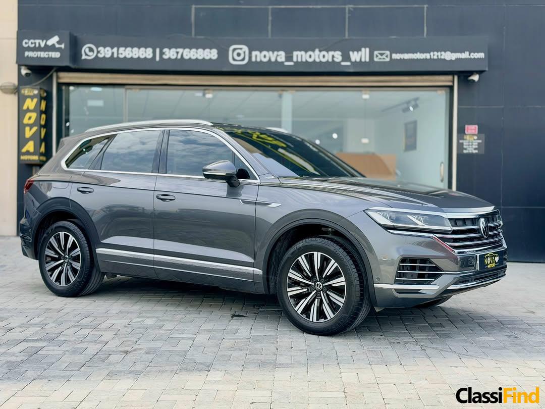2021 Volkswagen Touareg V6