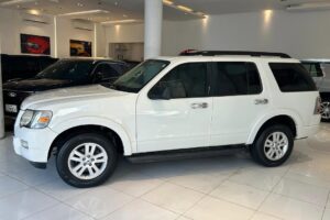 FORD EXPLORER 4×4 FULL OPTION