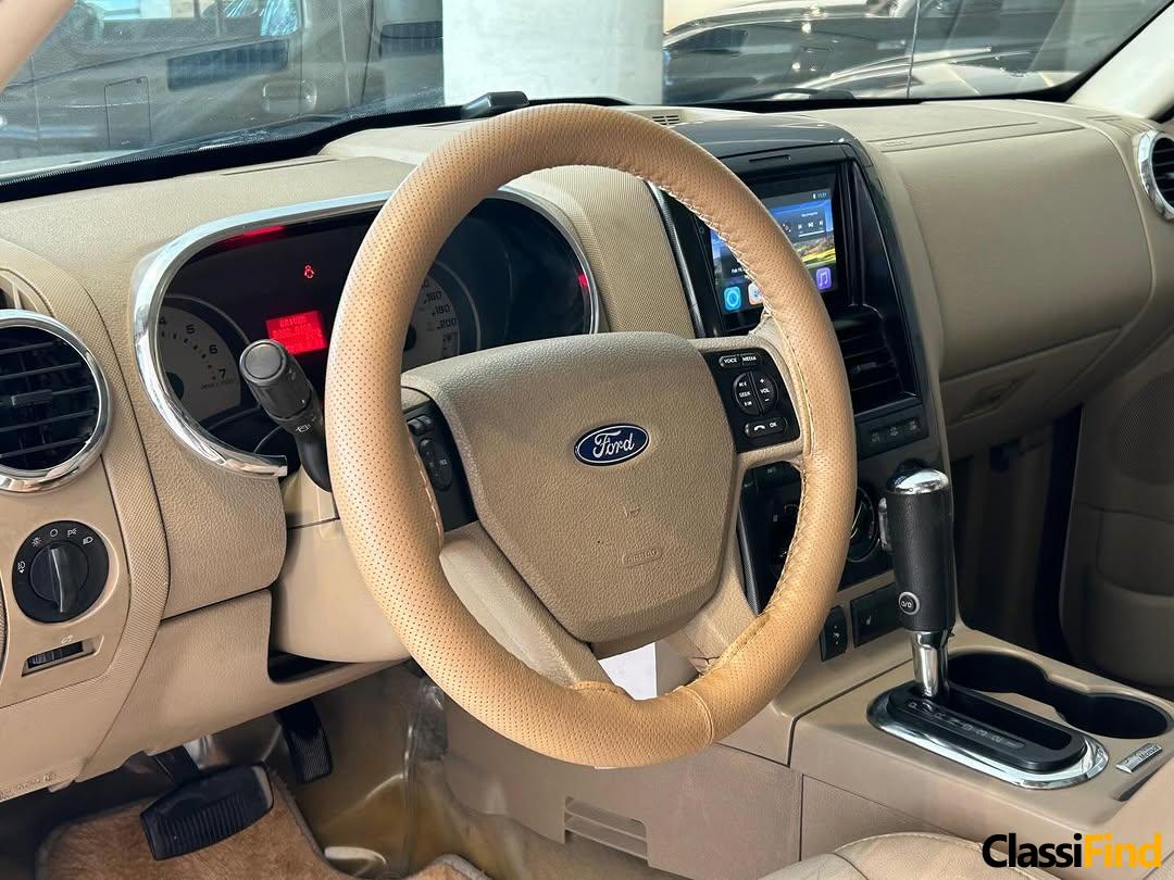 FORD EXPLORER 4×4 FULL OPTION