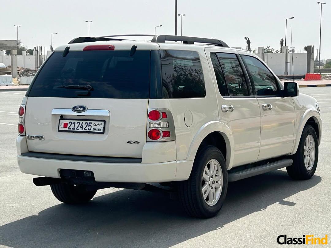 FORD EXPLORER 4×4 FULL OPTION