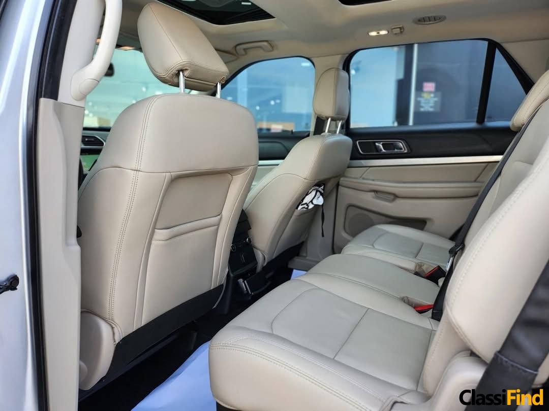 2018 Ford Explorer XLT plus V6