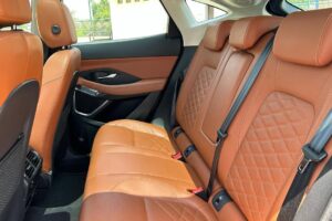 للبيع: جاكوار E-PACE P250AWD موديل 2018