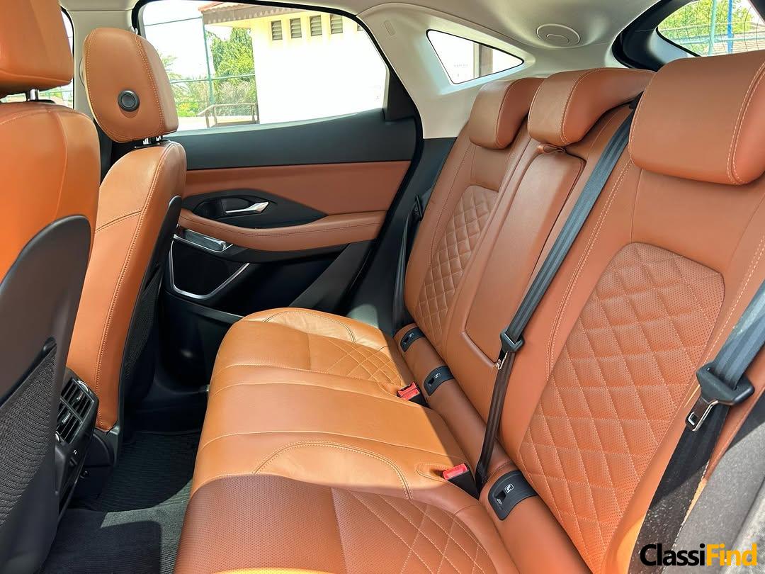 للبيع: جاكوار E-PACE P250AWD موديل 2018