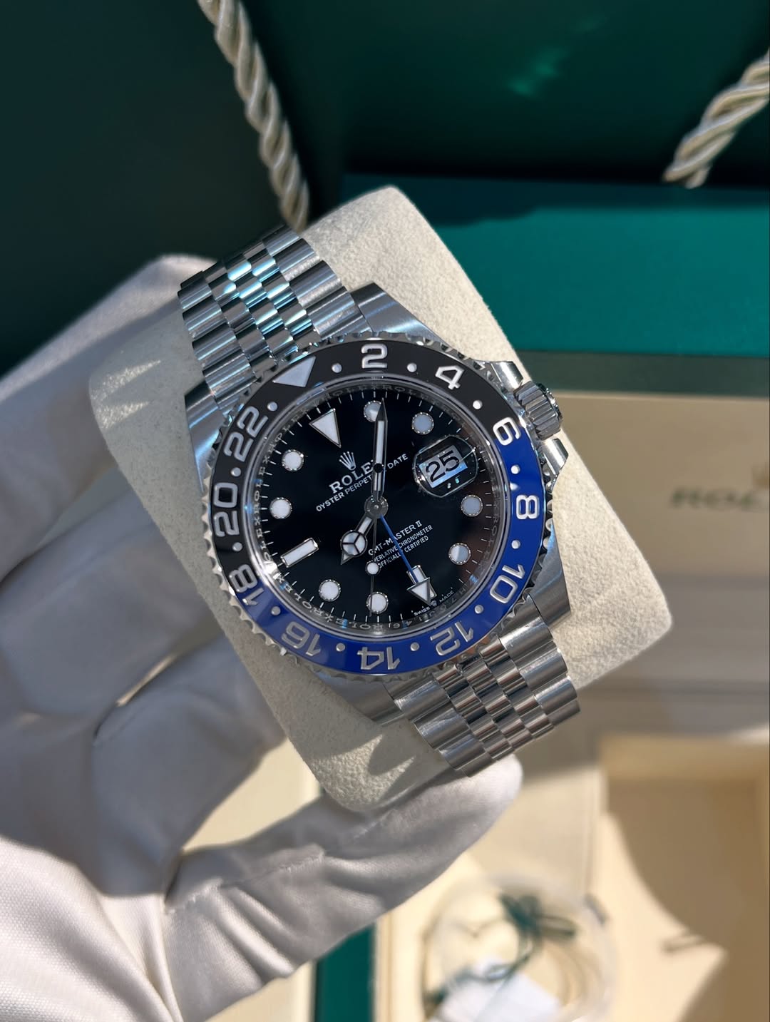GMT – MASTER II Batman 40 mm Reference 126710BLNR