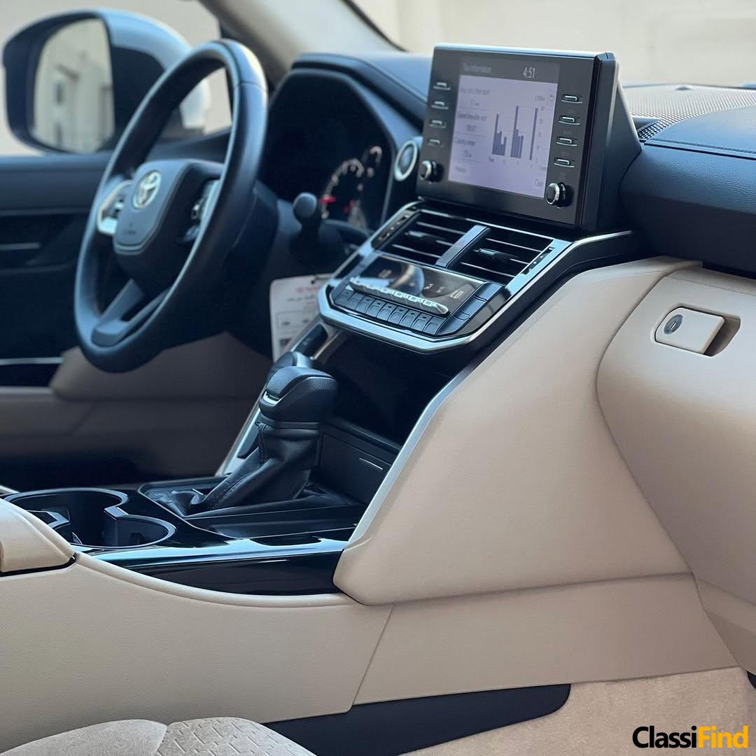 Land Cruiser GXR V6 4.0 2023