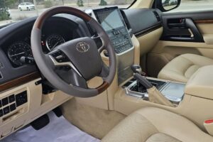 Toyota Land Cruiser GX-R 2016