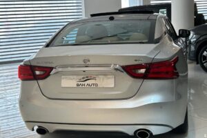 FOR SALE : NISSAN MAXIMA SV The model : 2017