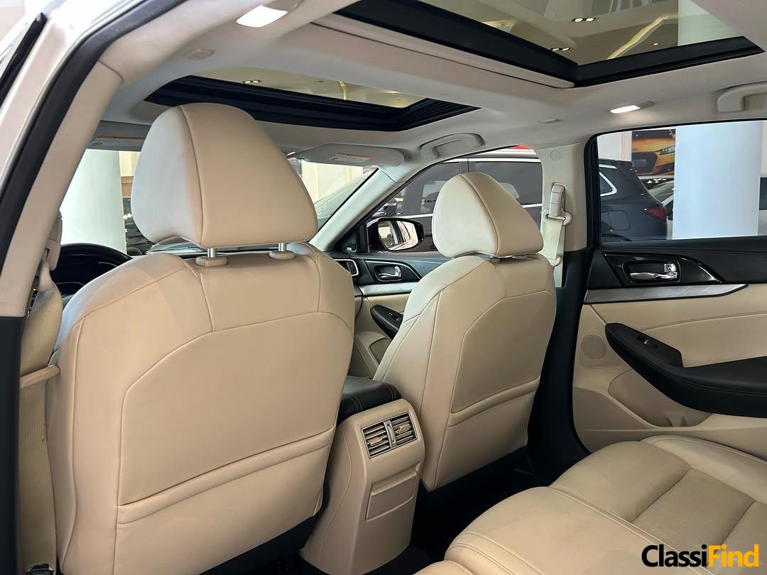 FOR SALE : NISSAN MAXIMA SV The model : 2017