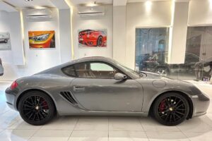 للبيع: بورشه كايمان S 2007