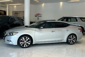 FOR SALE : NISSAN MAXIMA SV The model : 2017