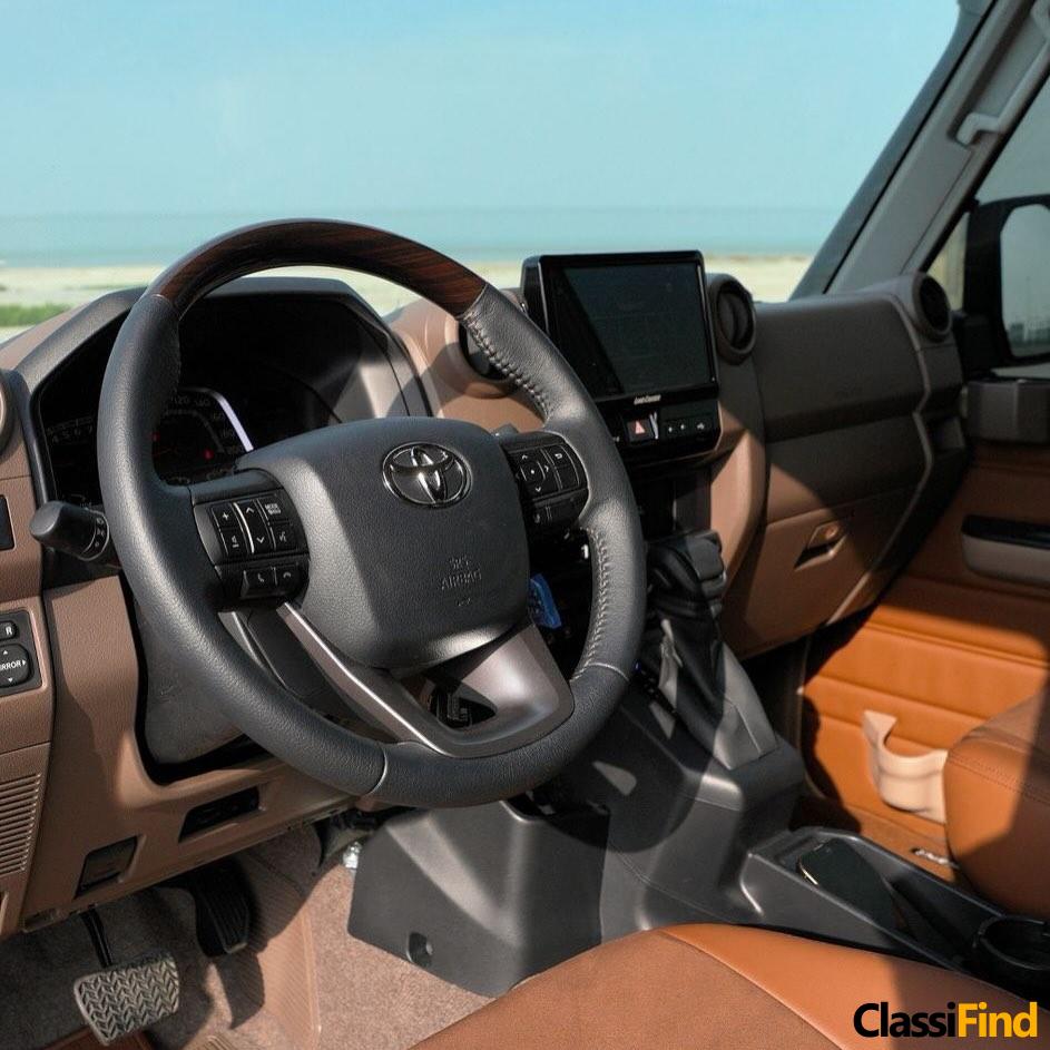 للبيع تويوتا جيب 2025