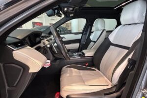 FOR SALE : RANGE ROVER VELAR P250 SE 2019