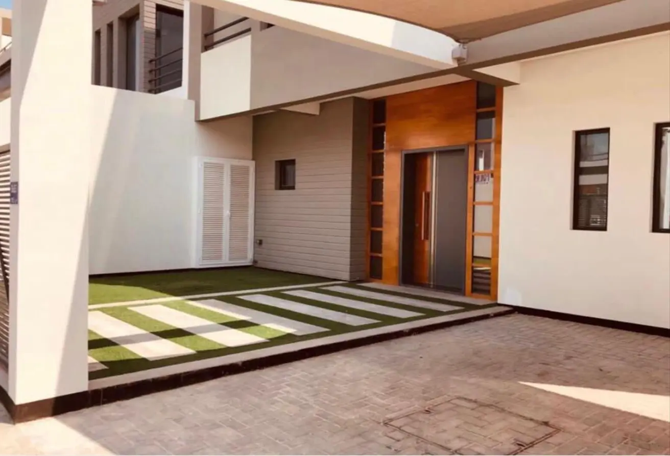 Luxurious Villas for Rent in Saar – Peaceful Setting with Comprehensive Amenities