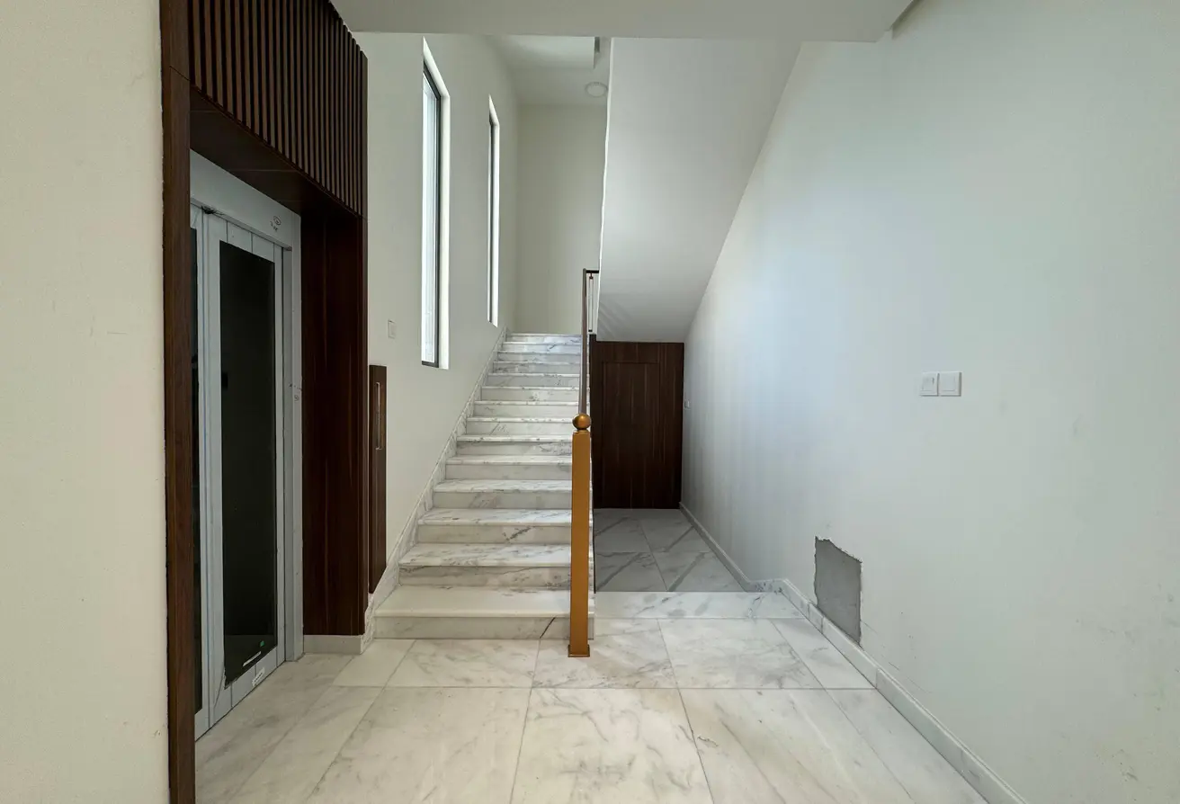 Luxurious Brand New Villas for Sale in Maqaba: Prime Location Near St. Christopher’s School