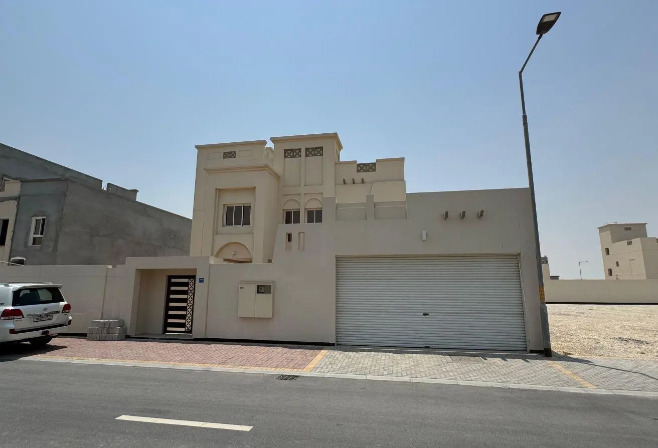 For Rent: A large and elegant villa in Riffa, Al-H