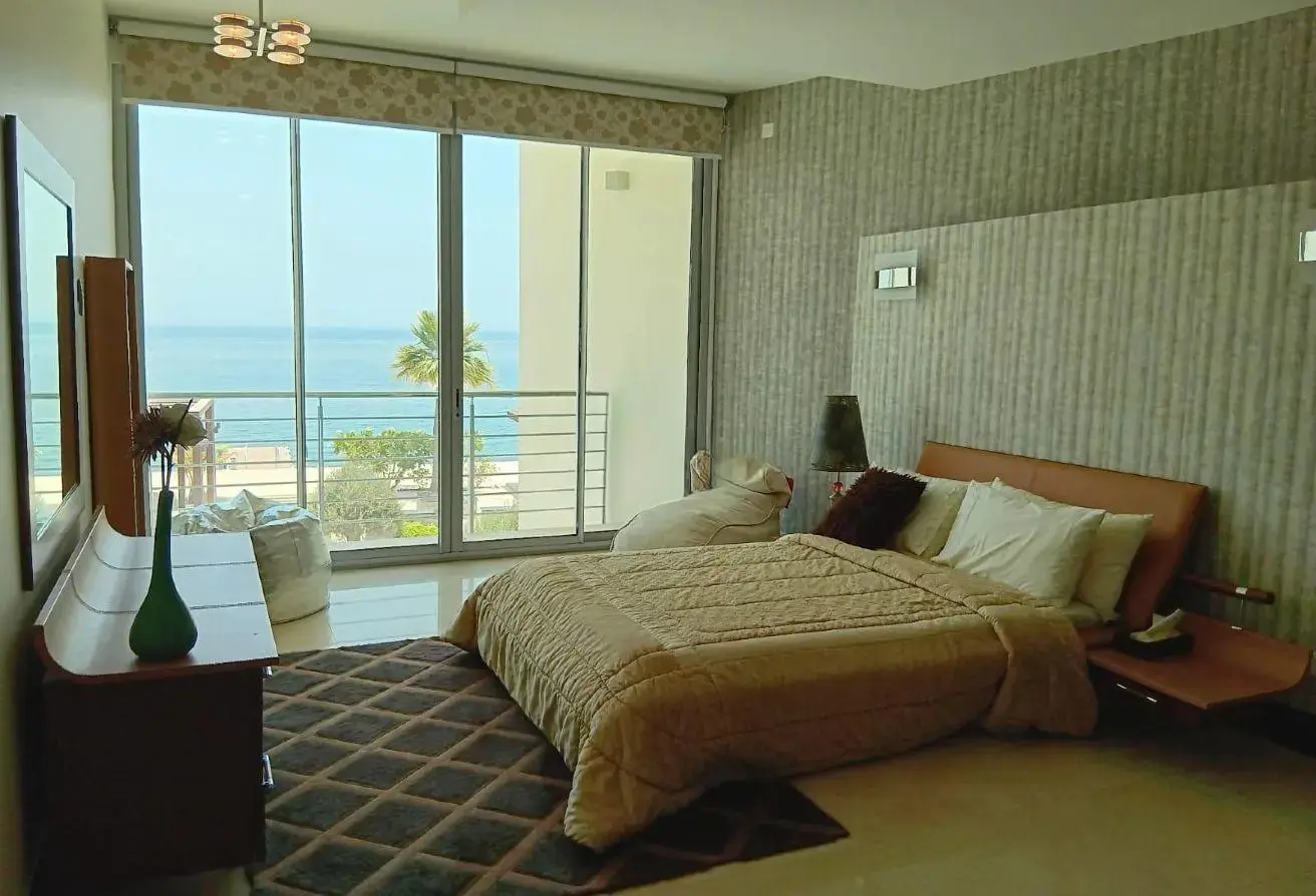 Luxurious and Prestigious 1500 SQM Villa Overlooking the Open Sea | ATOL 2