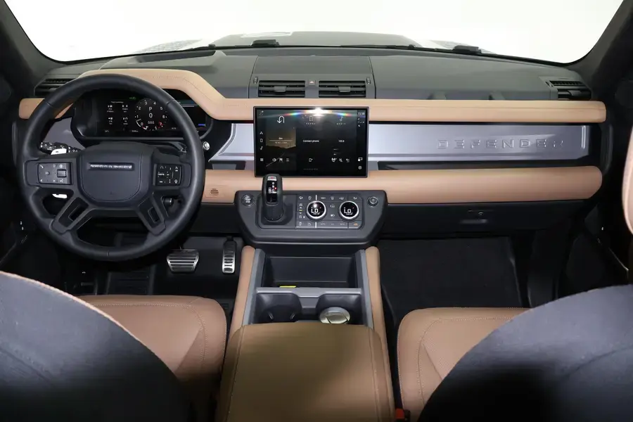 Land Rover Defender 110 2025 V8 Edition