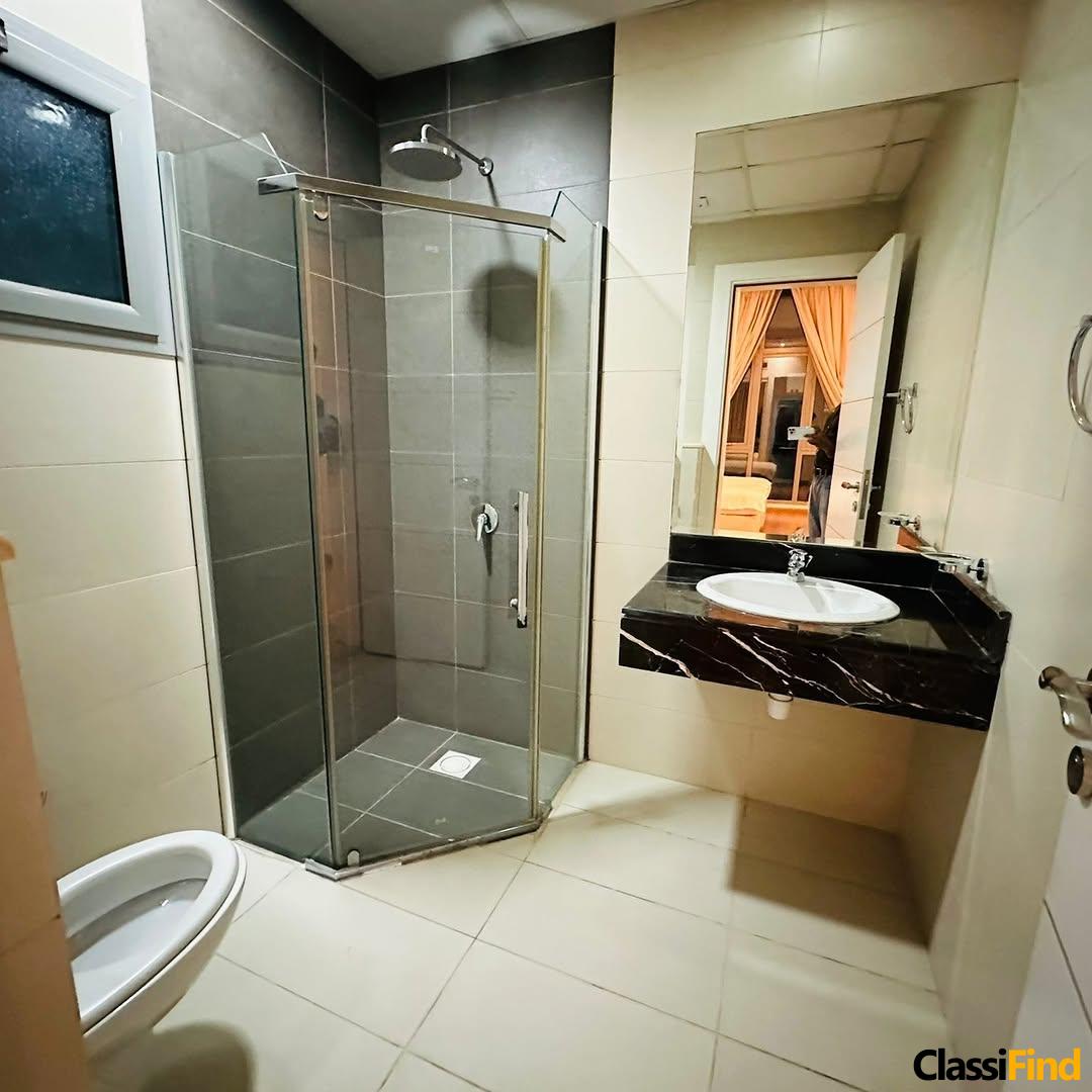 City View, Modern 2-Bed in Juffair! ✨