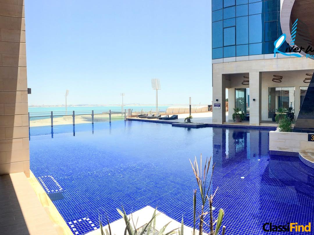 Spacious 1-bedroom haven with stunning city views in Juffair 🏙️