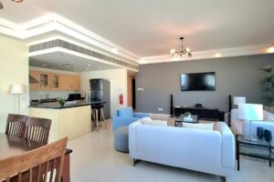 2 Bedroom Apartment available for Rent in Amwaj.