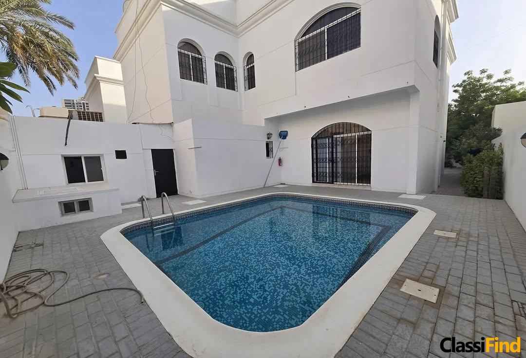 Dream Villa for Rent in Mahooz