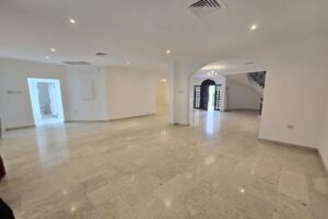 Dream Villa for Rent in Mahooz